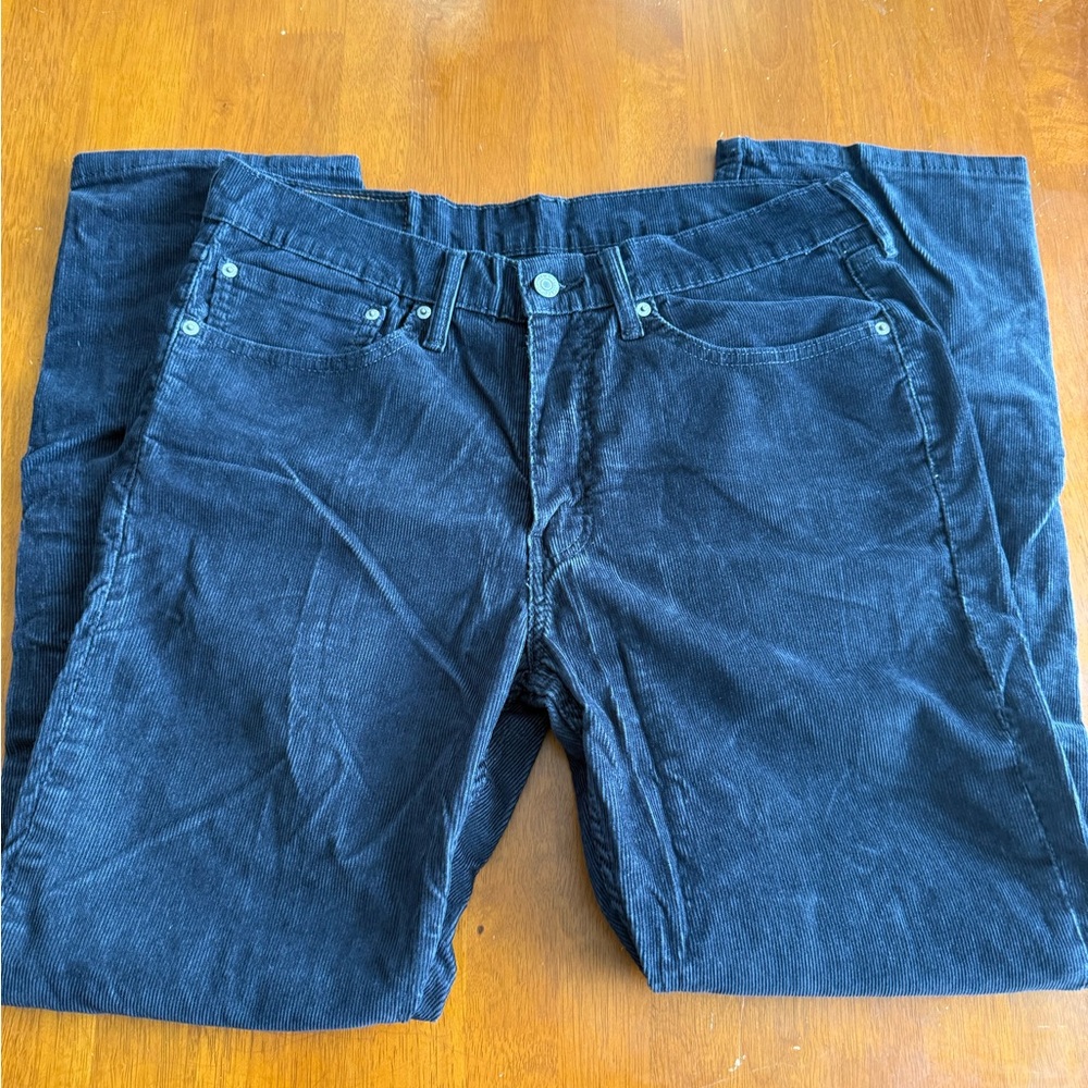 Men's Levi’s 514 Black Corduroy Pants barely worn